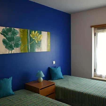 Apartamento Da Rocha Encosta Da Marina Апартаменты *