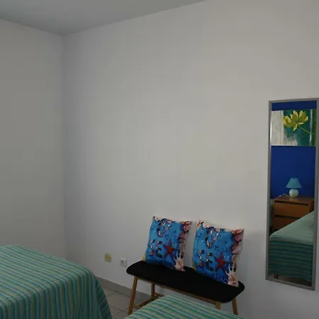 Apartamento Da Rocha Encosta Da Marina *