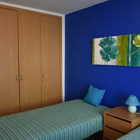 Apartamento Da Rocha Encosta Da Marina Daire *